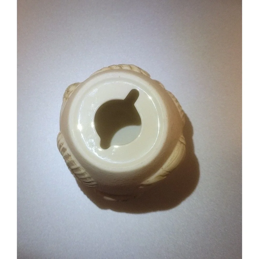Scentsy Seashells Beach Themed Wall Plug-in Wax Warmer‎ Night Light